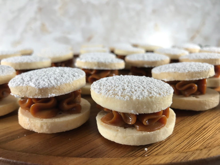 GLUTEN FREE ALMOND ALFAJORES