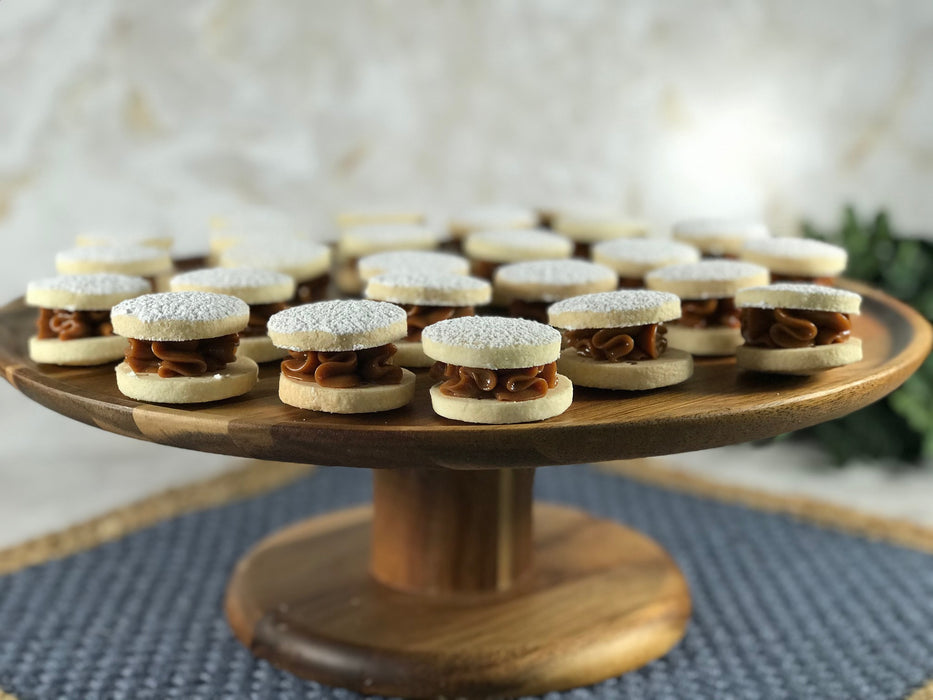 GLUTEN FREE ALMOND ALFAJORES