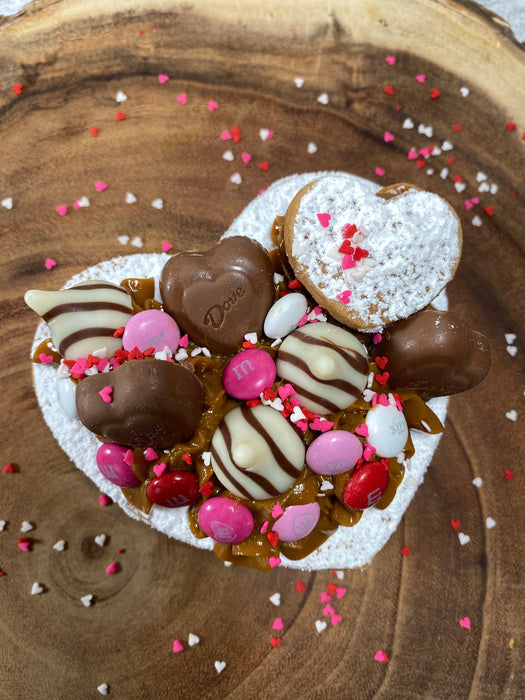 MINI HEART ALFAJOR CAKE